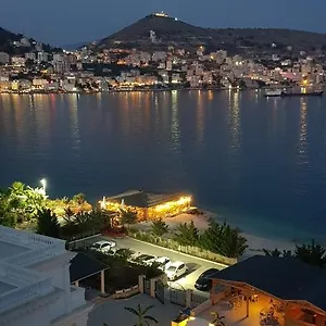 Apartment Limani Luxury Beachfront, Sarandë