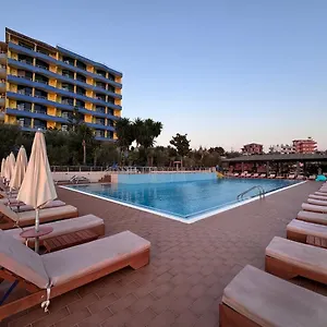 Bahamas Sarandë