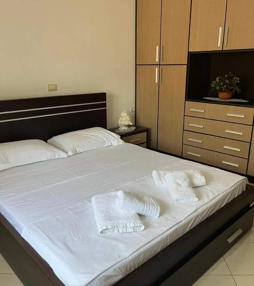 Mecaj Apartments Sarande